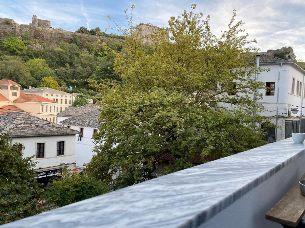 Ballo Apartments Gjirokaster Bagian luar foto